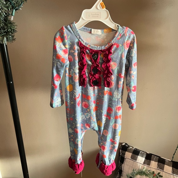 Boutique 6-9 baby girl body suit - Picture 1 of 1